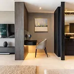 Amashe - Luxury Apartment With Jacuzzi & Sea Views
